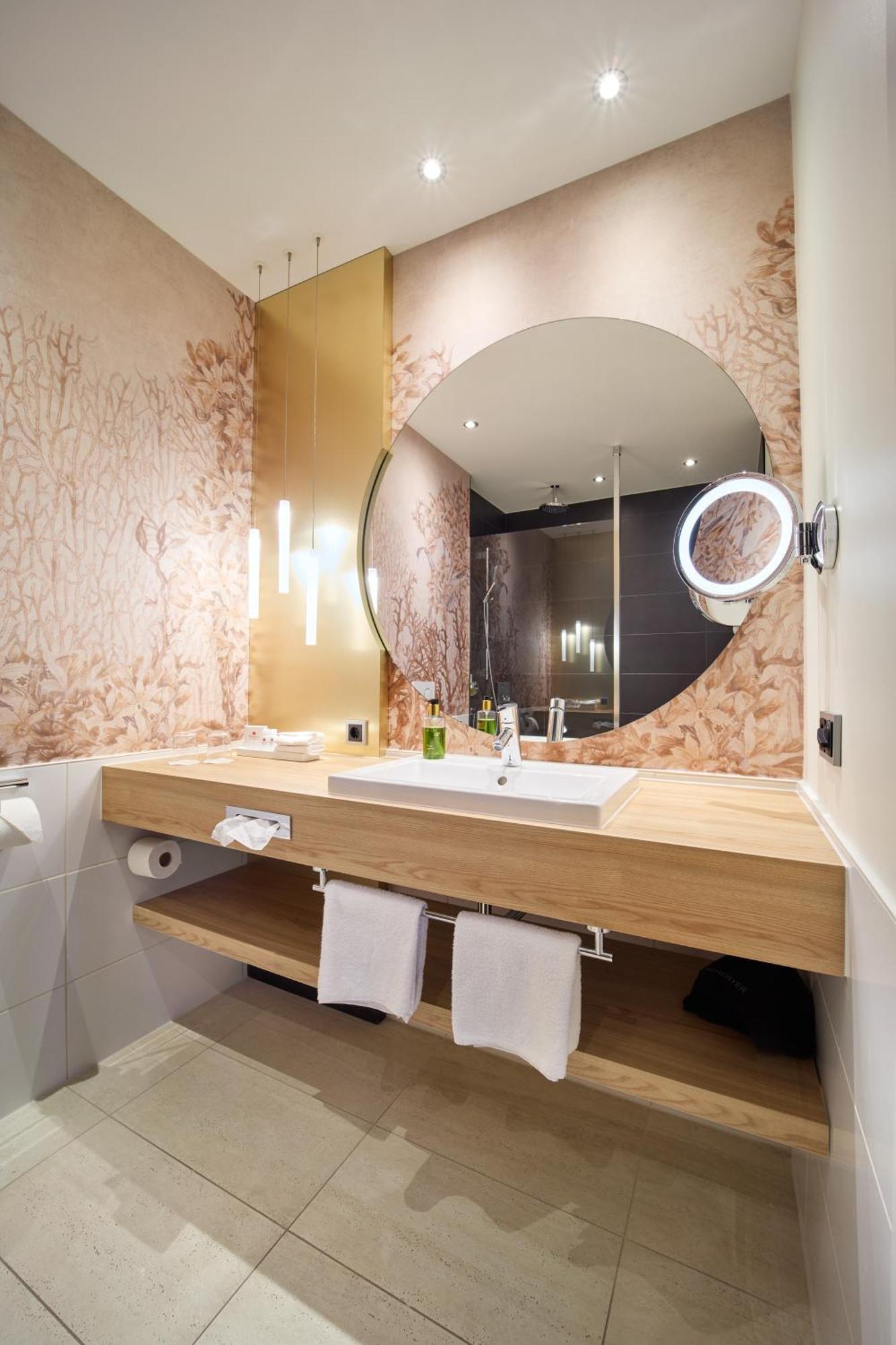 Hotel Western Premier Park &