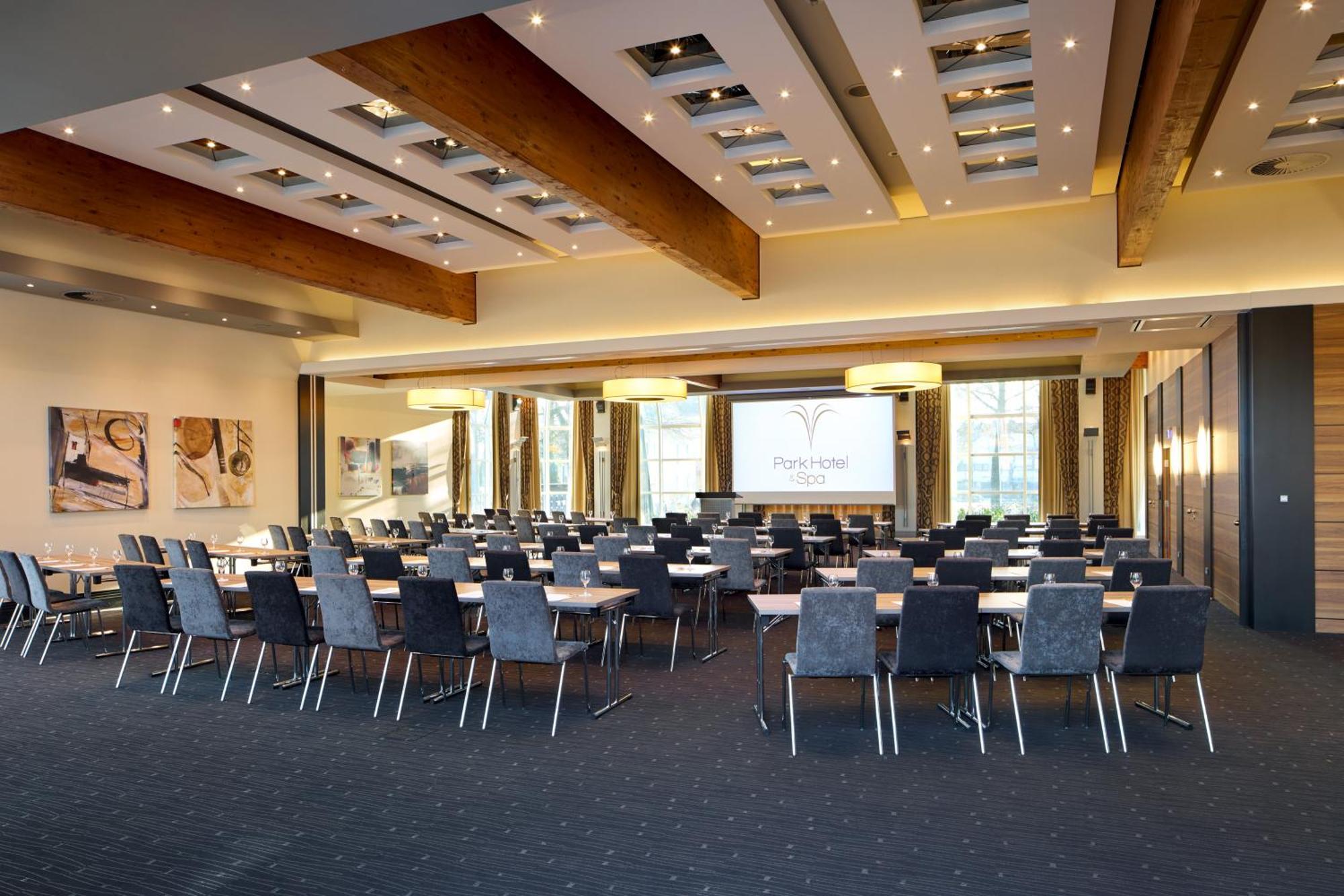 Hotel Western Premier Park & 4*